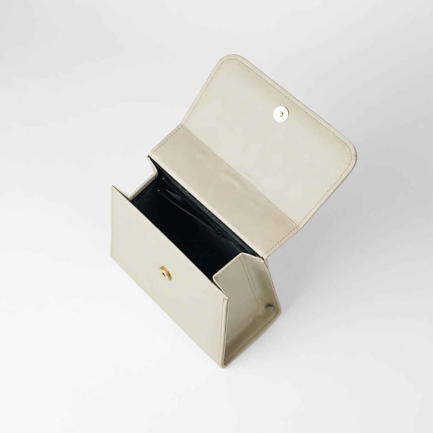 The Farerro Classic Handbag - The Farerro